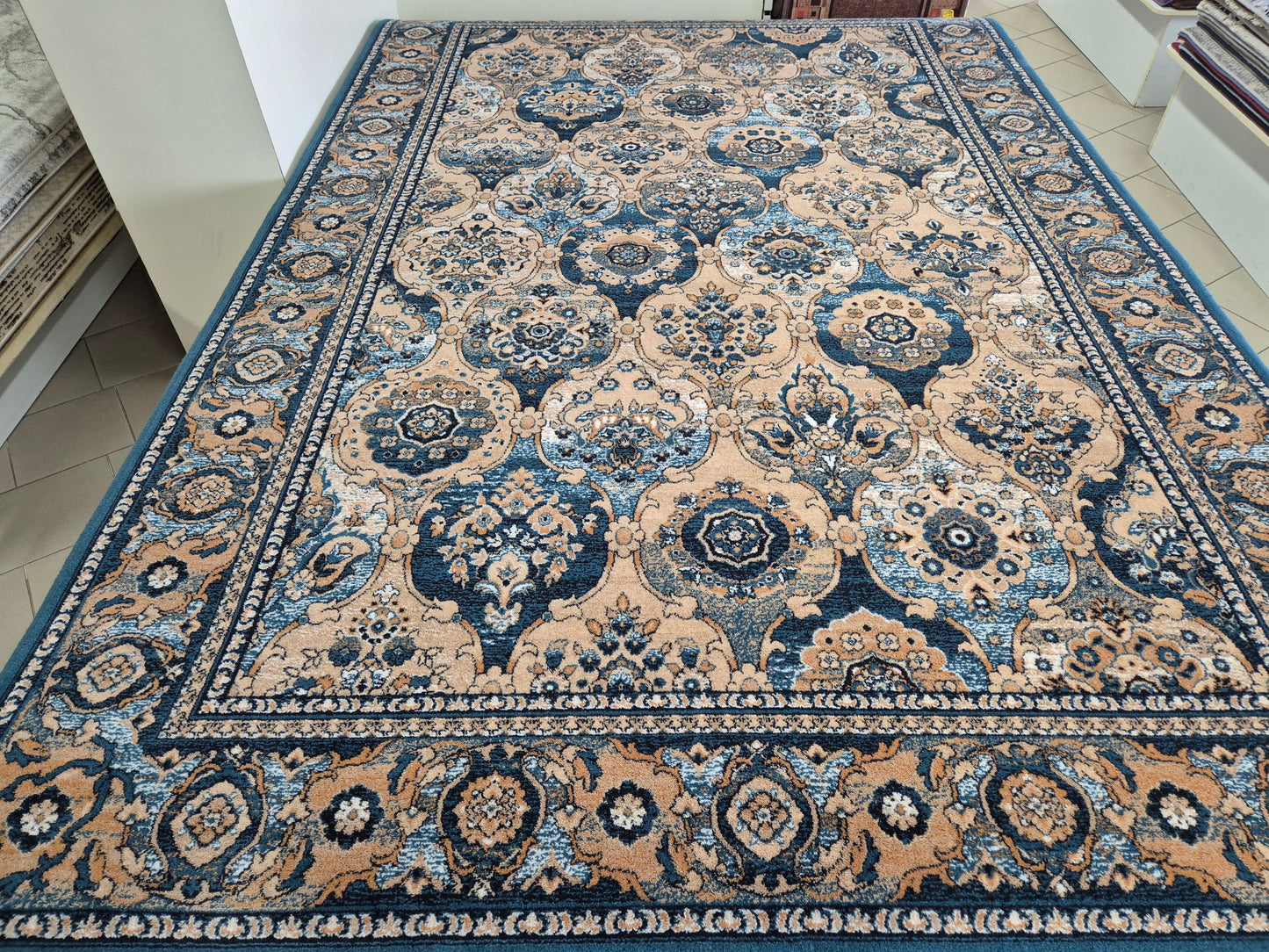 Isfahan Forenza Emerald
